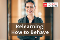 Relearning How to Behave／マナーを忘れた企業戦士たちに喝！盛況見せる“オフィスでの振る舞い方講座”